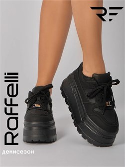 {{photo.Alt || photo.Description || 'Сникеры кроссовки на платформе'}}