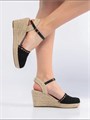 Босоножки на платформе с открытой пяткой V-53